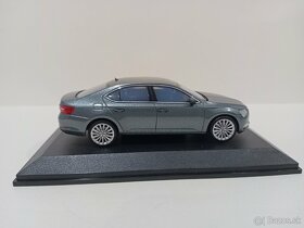 Škoda Superb III, 1:43 - 4