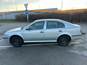 Octavia I benzín 1,4 44 kw RV 2000 - 4