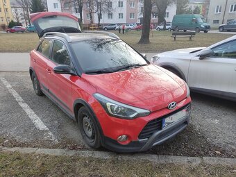 Hyundai i20  1.4i 74Kw M6 - 4