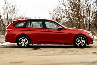 BMW 320i Touring xDrive SportLine (1.majiteľ,len 46 000 km) - 4