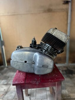 Jawa 632 motor + dve motorky - 4