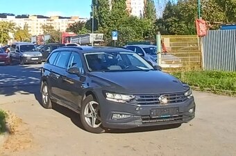 Volkswagen Passat Variant 2.0 TDI EVO Elegance DSG - 4