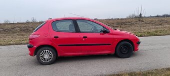 Predám Peugeot 206 1.1 - 4