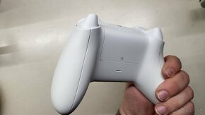 Joypad na Xbox Series S / Xbox One S / Xbox One - 4