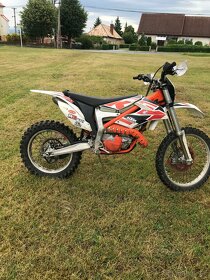 Predam KTM Freeride 250R - 4