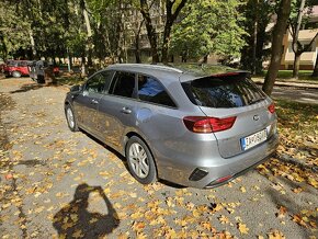 Kia Ceed - 4