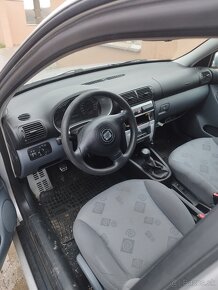 Rozpredám na ND Seat Leon 1M 1,6 benzin - 4