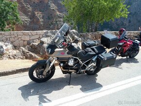 Moto Guzzi Stelvio 1200 - 4