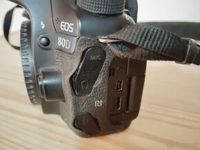 Canon EOS 80D - 4