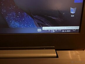 Lenovo V330-15IKB 81AX - 4