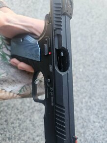 AIRSOFT     CZ SHADOW 2 CO2 - 4