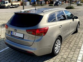 Kia Ceed SW 1.6 GDI - 4