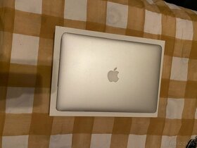 MacBook Air 13” 2015 - 4