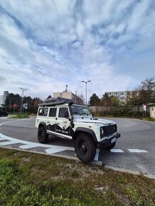 LAND ROVER DEFENDER 110 TD5 - 4