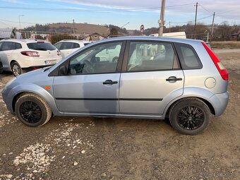 Ford Fiesta Benzín Automat 2005 79 000 km 1.4 59kw - 4