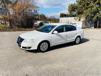 Volkswagen Passat B6 1.9TDI BlueMotion - 4