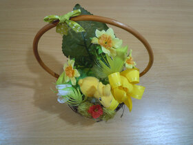 Jarný dekoratívny prútený košík - 4