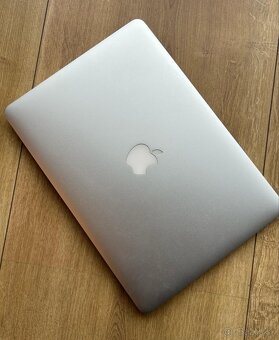 Macbook air 13” late 2010, 128 GB - 4