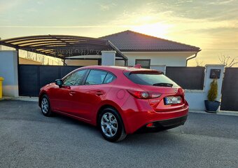 Mazda 3 1.5 skyactiv-G - 4