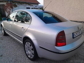 SKODA SUPERB 2,5TDI 6 VALEC LAURINT KLEMENT - 4