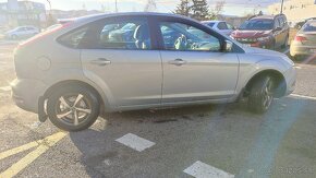 Ford Focus 1.6 16V - 4