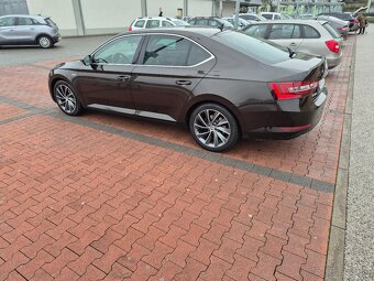 Skoda superb - 4