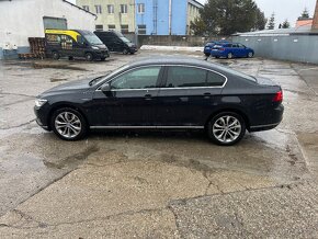 Volkswagen Passat 2.0 TDI 140kW Highline 4MOTION DSG - 4