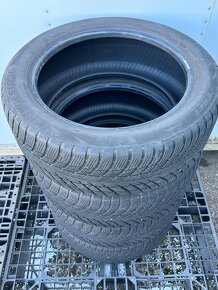 PREDÁM 4 kusy zimné pneumatiky BRIDGESTONE 225/50 R18 95H - 4