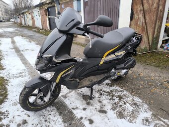 Gilera Runner 125 ST - 4