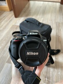 Nikon - 4