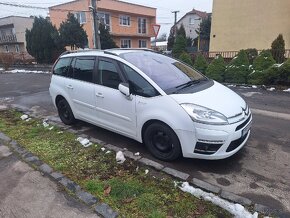 Citroën C4 Picasso 2.0 HDi 16V 110k

 - 4