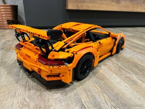 LEGO Porsche 911 GT3 RS 42056 - 4