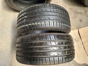 215/40r17 letné 2 ks HANKOOK dezén 7,4 mm - 4