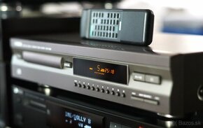 YAMAHA CDX 396 CD player v provedení TITAN s DO - 4