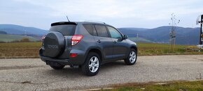 Toyota RAV4 2.2D4D 4x4 2010 - 4