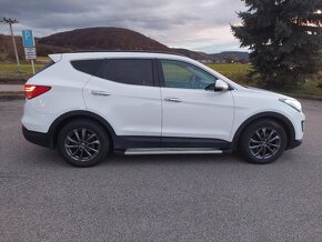 Hyundai Santa Fe Grand 2.2 CRDi VGT 4x4 Premium - 4