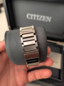 CITIZEN Series 8 Automatic - 4