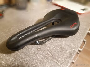 Selle San Marco GrouND short Carbon FX sedlo, narrow - 4