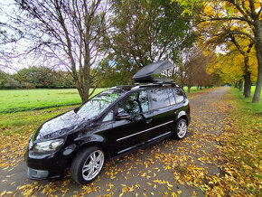 VOLKSWAGEN TOURAN 2,0 TDI HIGHLINE - 4