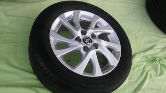 orig el 5x114,3 r16 Toyota + letné 205/55 r16 + TPMS - 4