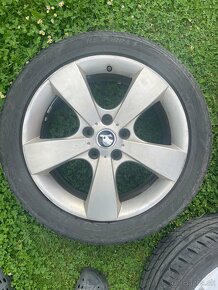 Originál disky škoda 5x112 r17 pneu - 4