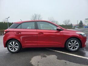 Hyundai I20 2015 1,4 16v. Video v popise - 4