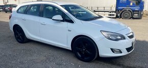 Opel Astra 2.0 J ŠPORT+TOURER AUTOMAT. - 4