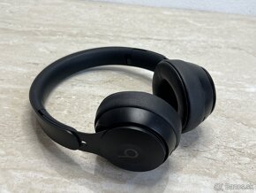 Beats Solo Pro - 4