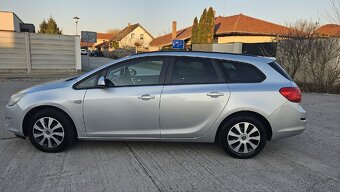 Opel Astra Sports Tourer 1.7 cdti 81kw - 4