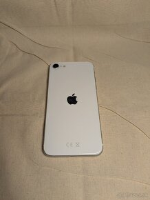 iPhone SE 2020 128GB - 4