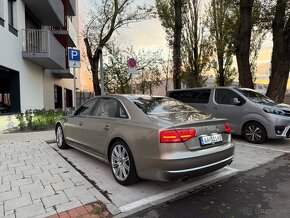 Audi A8L 4.2FSI prezidentská výbava mozna vymena za iné auto - 4