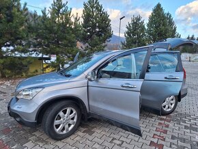 Honda Cr-v 4x4 2.0 benzin 110 kw automaticka prevodovka - 4