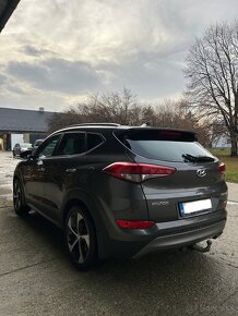 Hyundai Tucson 2.0 CRDi, 4x4, plná výbava - 4