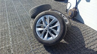 ŠKODA R17 5x112 originál - 4